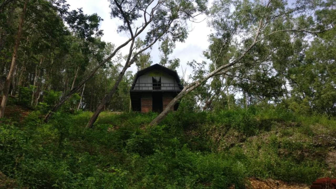 Seribu Batu Songgo Langit Resort & Camp Bantul Exterior photo