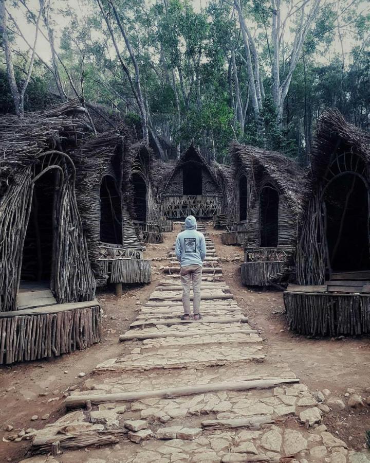 Seribu Batu Songgo Langit Resort & Camp Bantul Exterior photo