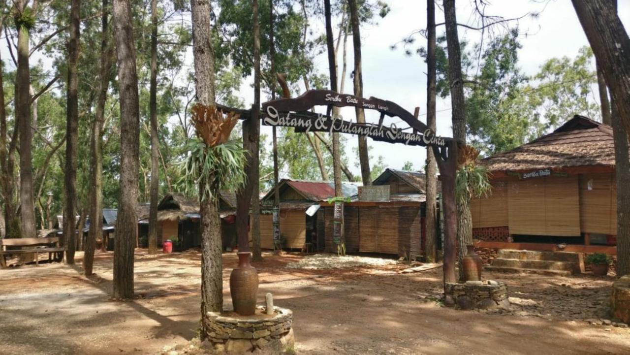 Seribu Batu Songgo Langit Resort & Camp Bantul Exterior photo